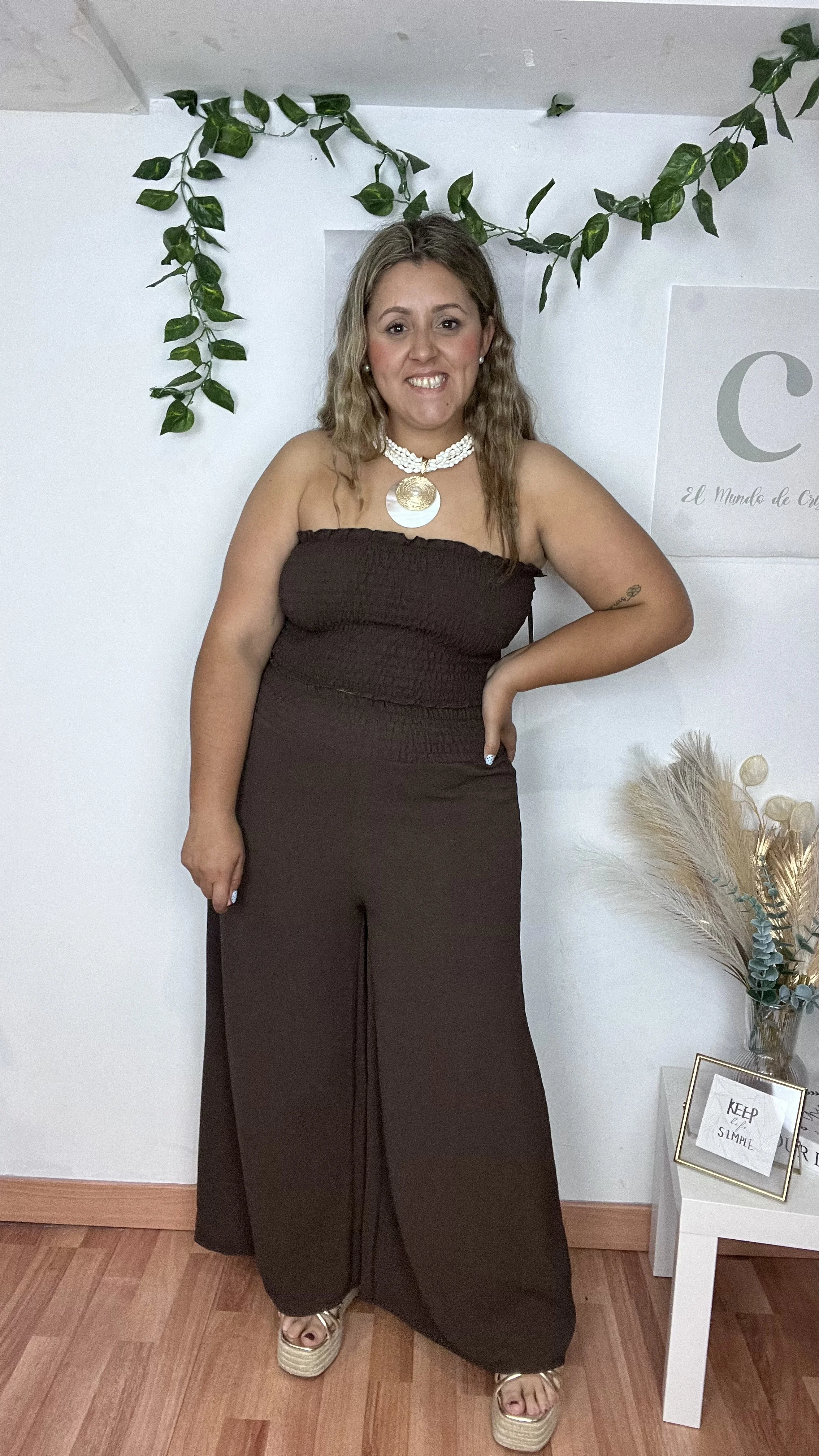 Conjunto Evelyn Marrón