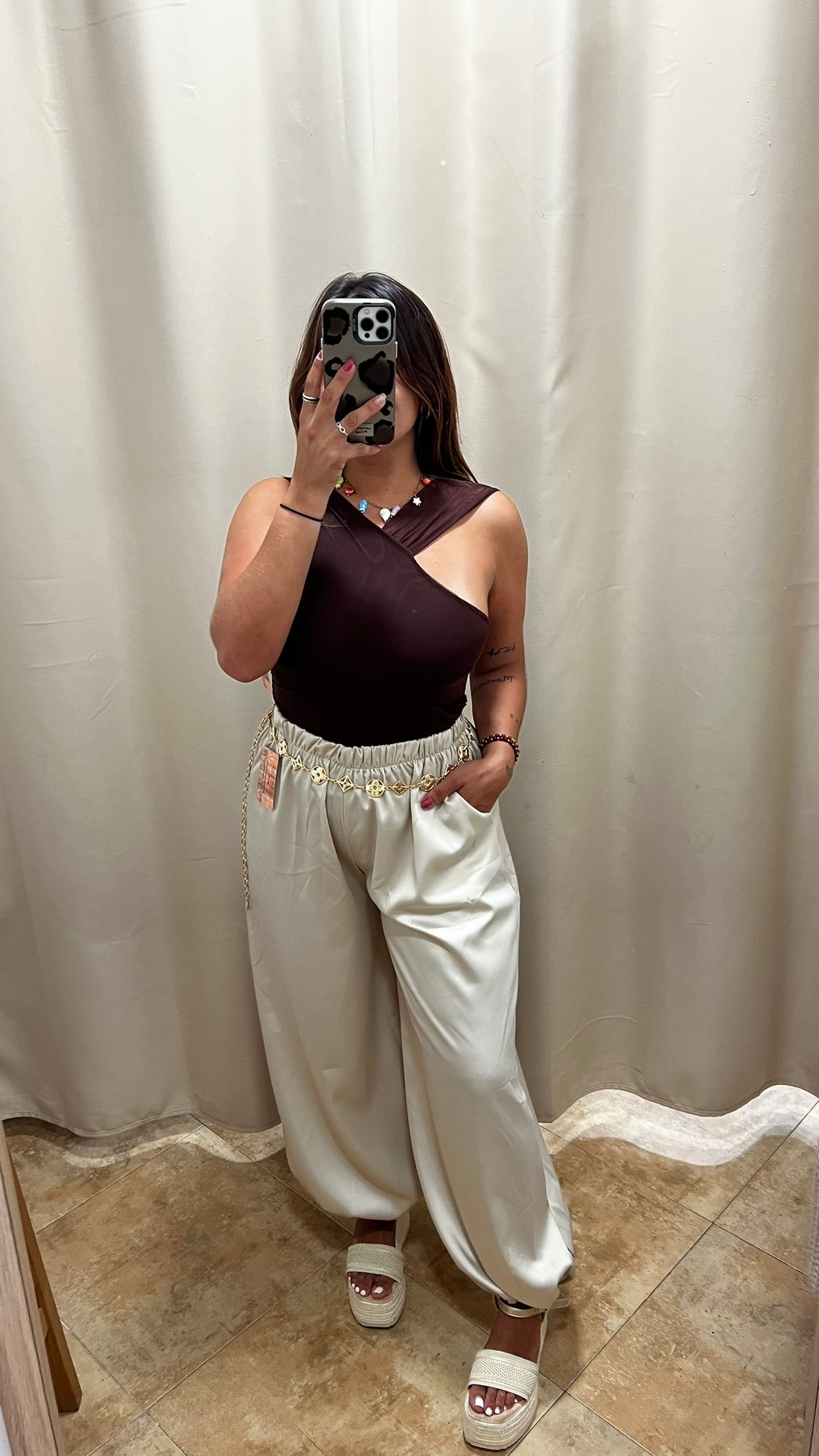 Pantalon Satinado Beige