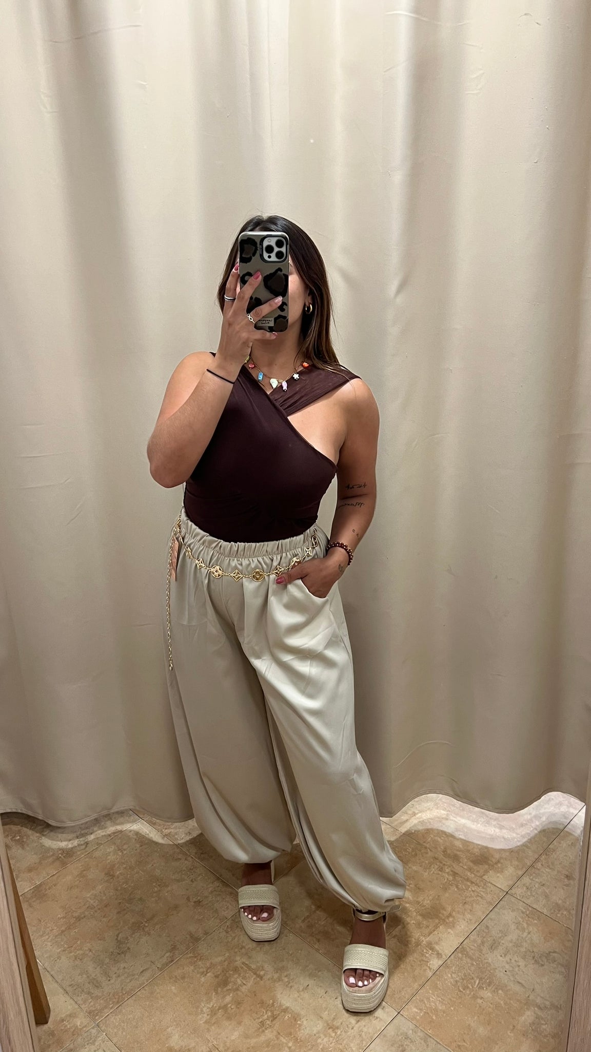 Pantalon Satinado Beige